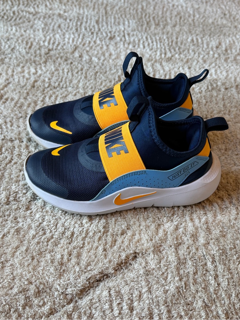 Nike Kids' Size 1 Navy and Yellow Slip-On Sneakers